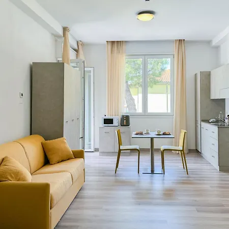 Hotel Nido &