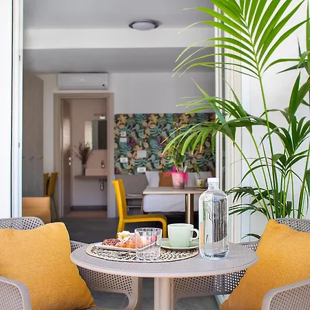 Nido & Hotel